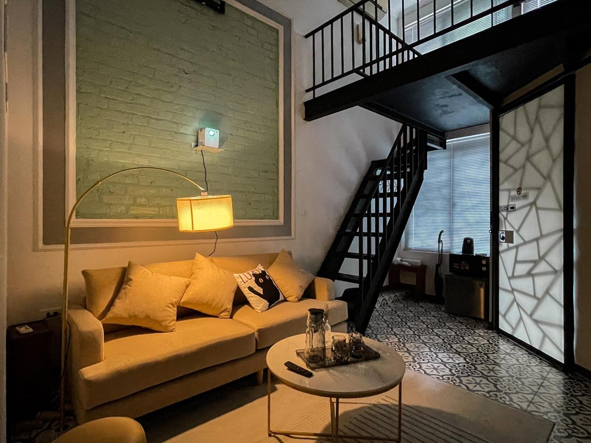 Zeus Living - Old Quater Homestay Hanoi Exteriör bild